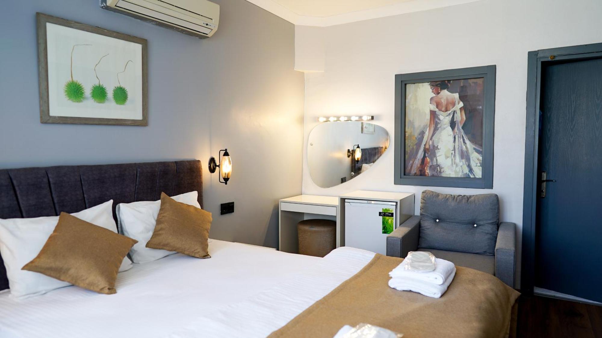 Front Door Suites Стамбул Экстерьер фото