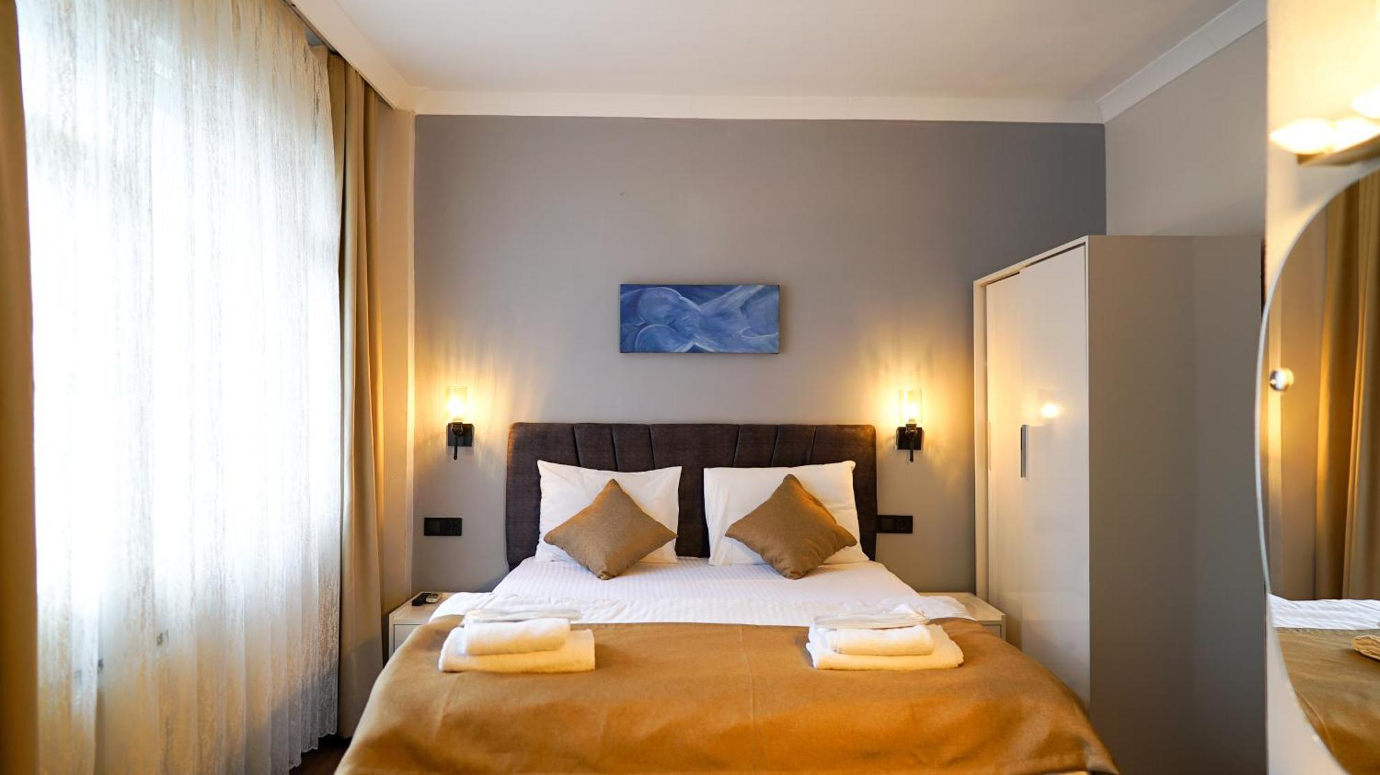 Front Door Suites Стамбул Экстерьер фото